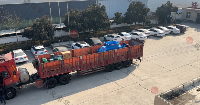 1510對輥破碎機